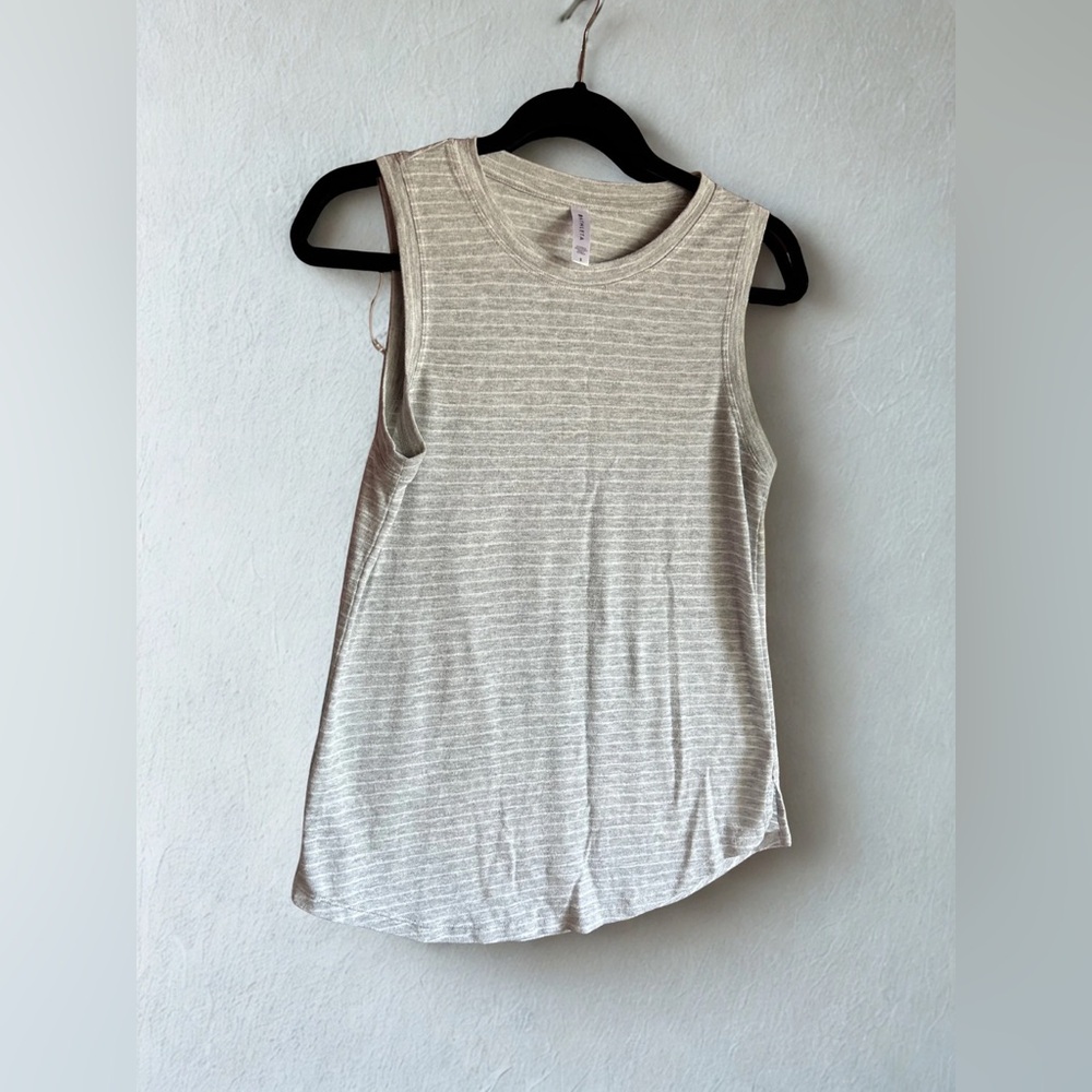 Athleta Gray Striped Muscle Tee